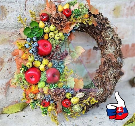 jesenný veniec na vchodových dverách