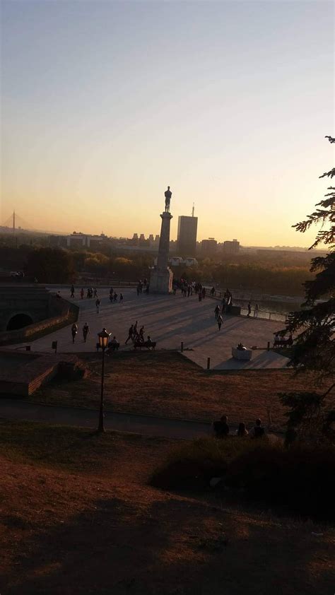 Tematické foto: Pevnosť Kalemegdan v Belehrade pri západe slnka