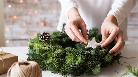 výroba venca na Dušičky