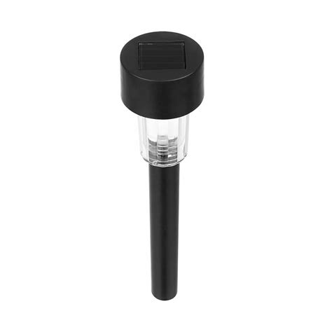Solárne lampy na osvetlenie záhradného chodníka
