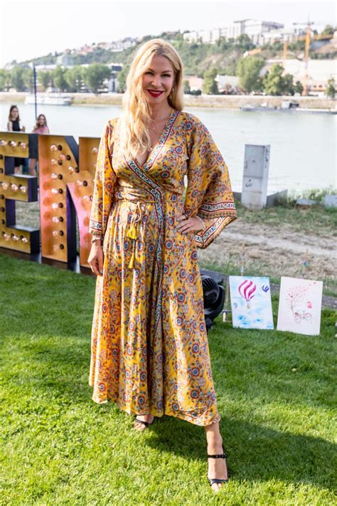 Katarína Jesenská na spoločenskej udalosti v elegantnom outfite
