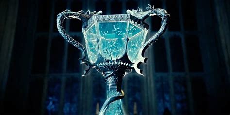 ilustrácia štyroch šampiónov Triwizard Tournamentu
