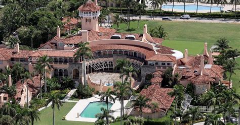 Známe budovy a hotely postavené alebo spojené s menom Donalda Trumpa (Trump Tower, Mar-a-Lago)