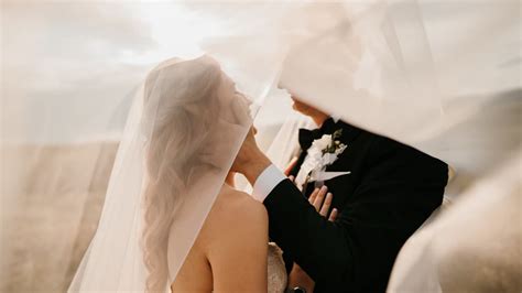 Ilustračná fotografia páru pri plánovaní svadby