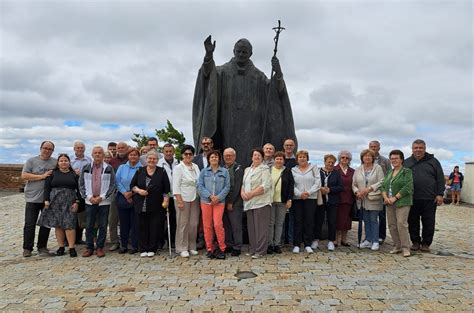 Tematické foto: Dav ľudí na náboženskej púti v Nitre, Svätoplukovo námestie, 5. júl