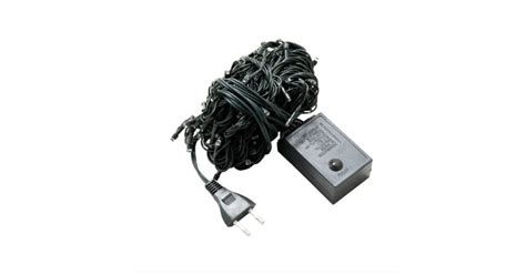 Fotografia znázorňujúca ovládaciu skrinku na vianočné svetelné reťaze.