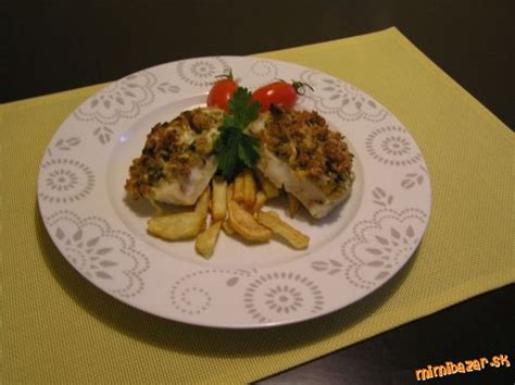 Ilustrácia vyprážaných kúskov kapra s chrumkavou kôrkou