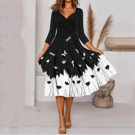 Moderné dámske šaty vhodné do kancelárie, v rôznych farbách a strihoch