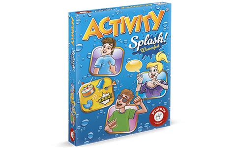 Spoločenské hry ako Activity alebo Scrabble pre rodinnú zábavu