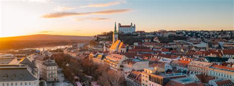 Pohľad na mesto a Bratislavský hrad zo 17. storočia