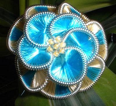 Detailná schéma výroby venca z ihličia a drôtu