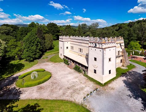 Historický Kaštieľ Fričovce s parkom a jazerami