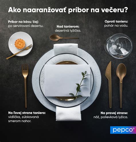 Makro záber na elegantnú ručne písanú pozvánku