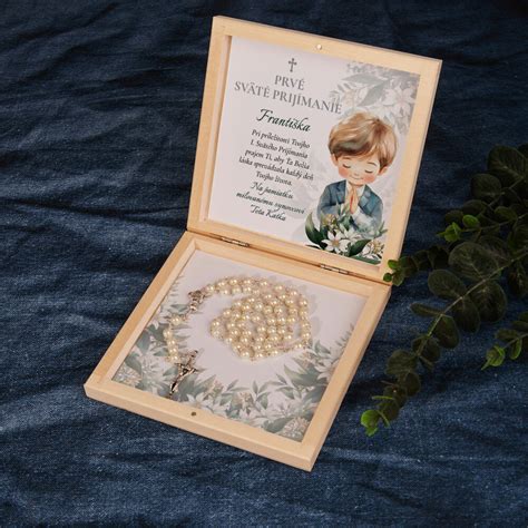 Sada darčekov na Prvé sväté prijímanie v ružovom, modrom a zelenom prevedení
