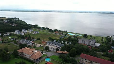 Exteriér hotela Merkúr pri Zemplínskej Šírave.
