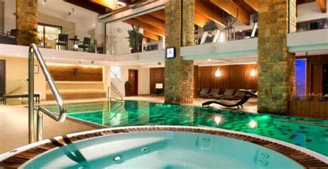 Ilustračná fotografia páru vo wellness centre