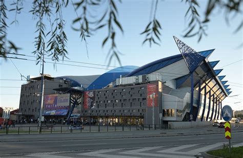 archívna fotografia Steel Arény počas otvorenia