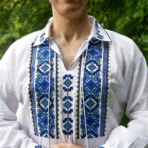 Pánska vyšívaná košeľa