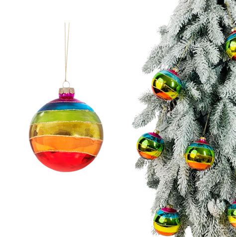 farebné sklenené vianočné gule