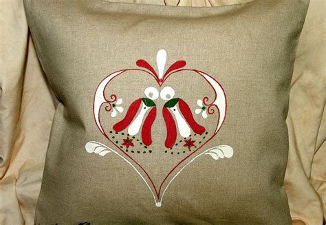 Príklad svietnika s tabuľovou farbou a ručne kresleným motívom