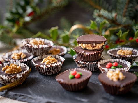 Nepečené čokoládové košíčky s mandľami a ganache