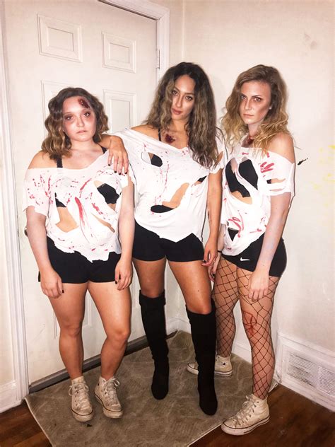 Ukážka jednoduchého DIY zombie outfitu vytvoreného pomocou rezačky a farbiva