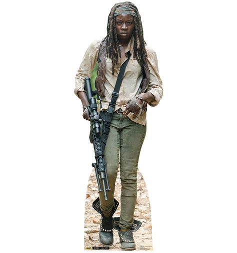 Skupina v kostýmoch z The Walking Dead: zombie a postava Michonne s mečom
