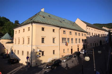 dobová fotografia námestia v Banskej Štiavnici