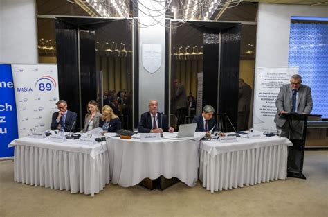 Záber z osláv 5. výročia PARTNERS, zachytávajúci slávnostnú konferenciu a atmosféru Family Day.