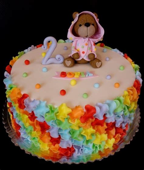 Farebná dúhová torta pre deti