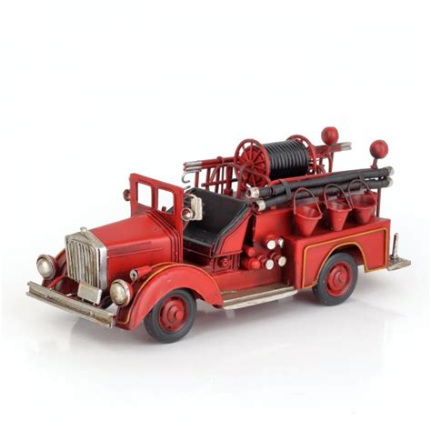Historické hasičské auto Walter Comercial z roku 1932