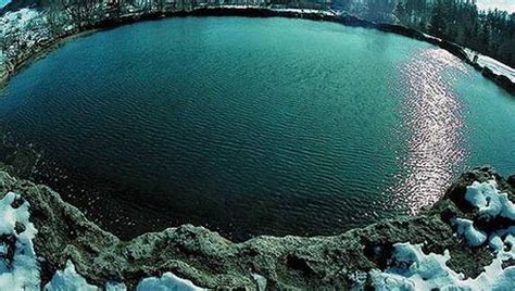 Jazierko Kráter vo Vyšných Ružbachoch