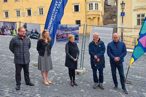 galéria fotografií kolektívu Spišskej katolíckej charity s Mgr. Jozefom Matlochom