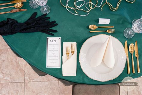 Šimák Zámok Pezinok: Funky Silvester s DELEGATION, tombolou a historickým šarmom