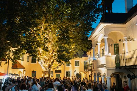 Château Gbeľany: Elegantný Silvester plný hudby, tanca a gurmánskych zážitkov v historickom kaštieli