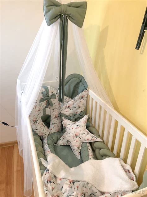 Tematické foto: sada detských doplnkov (deka, vankúš, hniezdo)