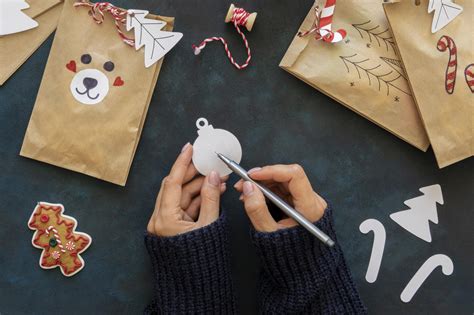tématické foto zamerané na ekologické vianočné balenie a udržateľný marketing
