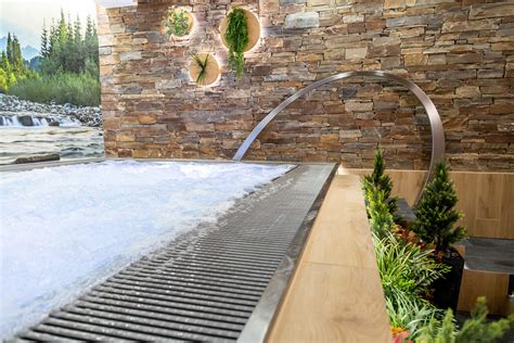 Schéma wellness centra s vyznačením bazéna, vírivky a sáun