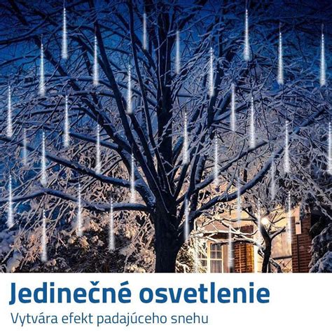 Vianočné osvetlenie na jednej z viedenských nákupných ulíc