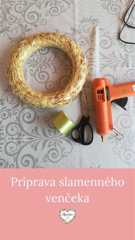 Ukážka spojeného upleteného papierového venčeka