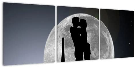 silueta svadobného páru v objatí