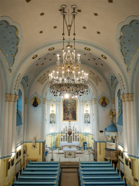 Interiér Modrého kostolíka v Bratislave