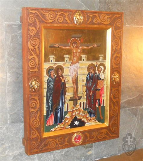 Ikona s relikviami sv. Kríža v Katedrálnom chráme Povýšenia sv. Kríža