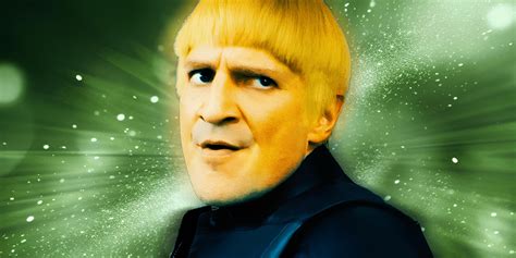 Fotografia herca Nathana Filliona v kostýme Green Lanterna.