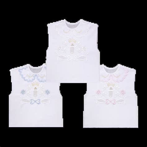 detské krstové košieľky rôznych strihov a farieb