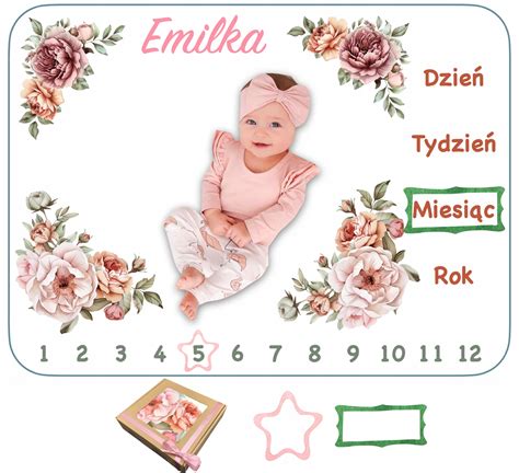 ukážka pletených šiat pre dievčatko s detailom vzoru