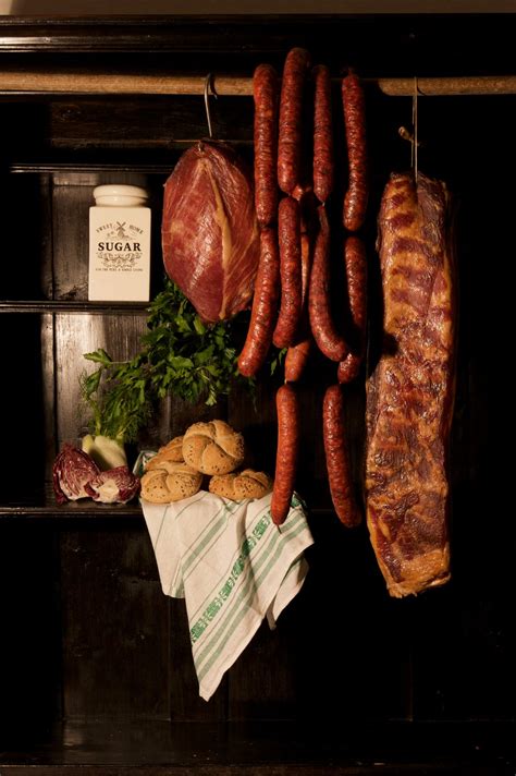 Ilustrácia procesu výroby domácej klobásy