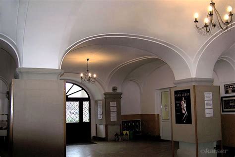 Interiér Kursalónu s historickou architektúrou