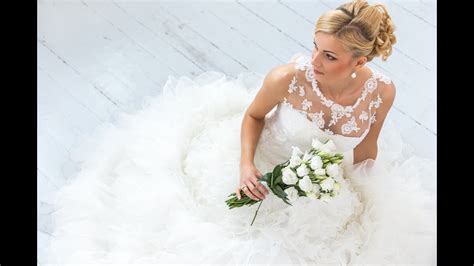 Ilustrácia alebo fotografia znázorňujúca falošnú nevestu alebo únos nevesty