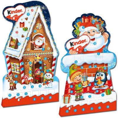 Záber na otvorený adventný kalendár Kinder s vianočnou tematikou a čokoládovými sladkosťami